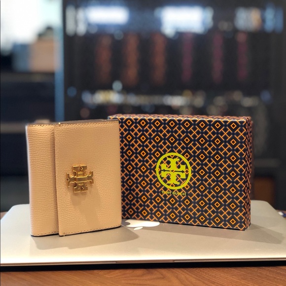 Wallet - Picture 2 of 2